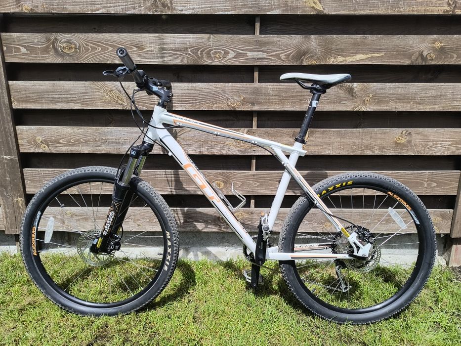 GT AVALANCHE3.0 26インチ アルミ 24速 460mm MTB 09'GT AVALANCHE3.0 DISK-(新潟の自転車のプロショップ-佐々木輪店)