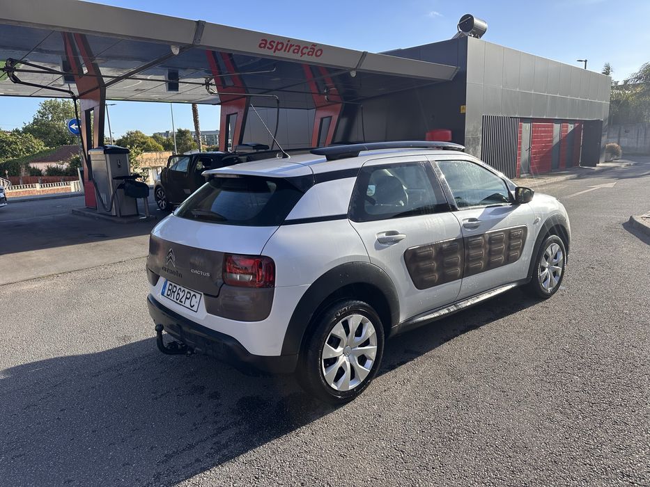 Citroën C4 Cactus 1.2 PureTech – 82cv – Gasolina – 2017