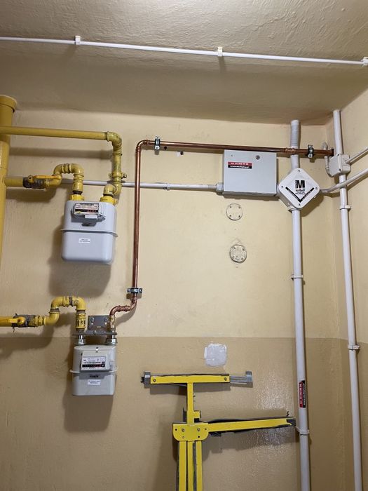 Gazownik, próby szczelności, przeglady i montaz instalacji