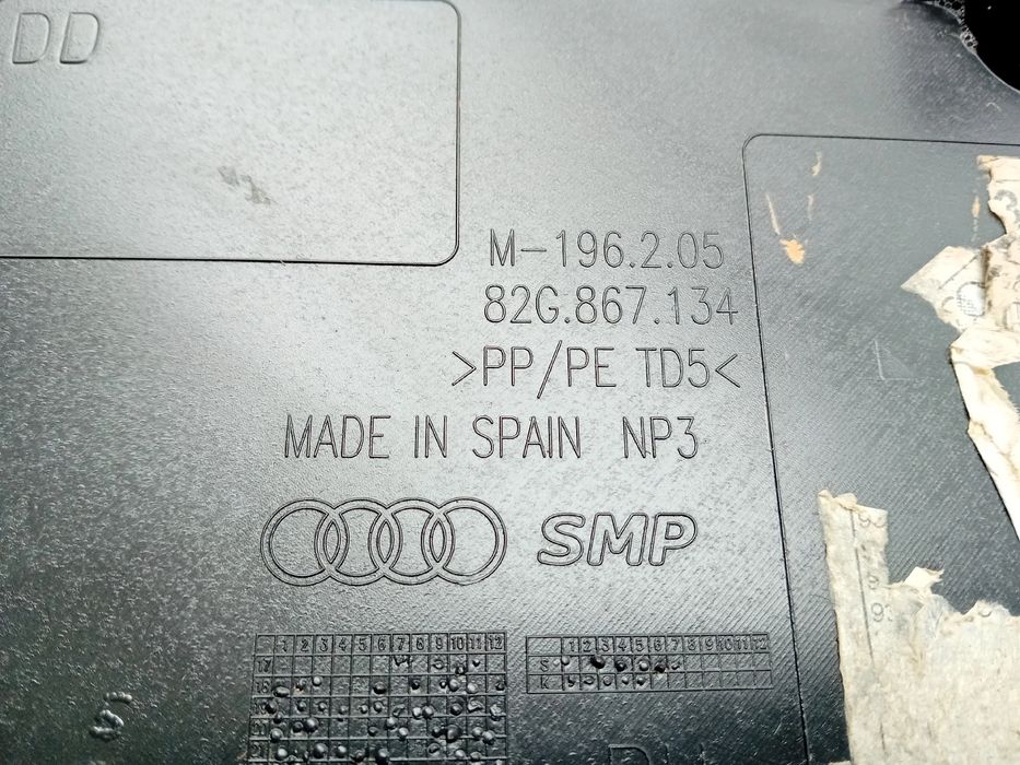 Forra porta / quartela frente direita AUDI A1 Sportback (GBA)