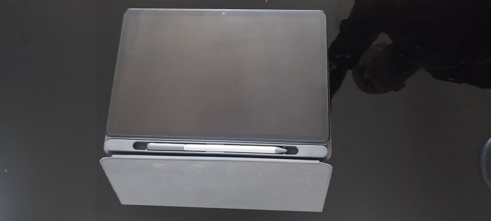 TABLET LENOVO IMPECÁVEL entrego na mão zona de Lisboa