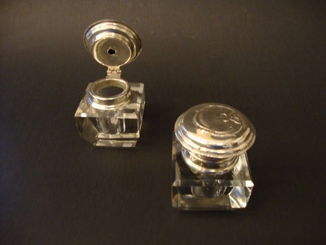 Grande Tinteiro antigo de Secretária