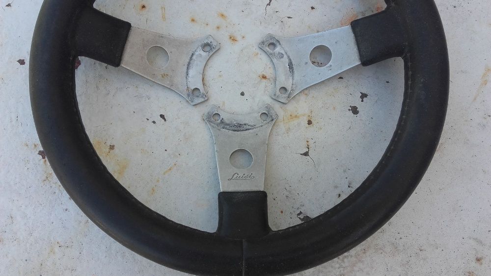 Classicos Antigos Volantes originais e desportivos