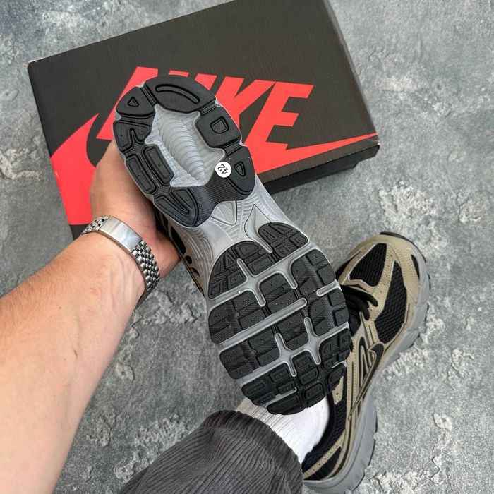 Nike Air Max Moto 2K olive/black Найк за 2500