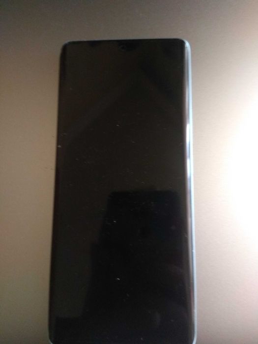 подам смартфон realme 10 PRO +
