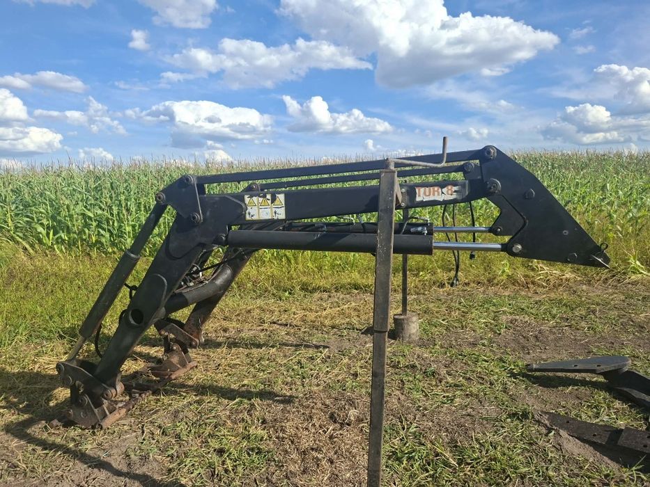 Tur 8 ursus zetor
