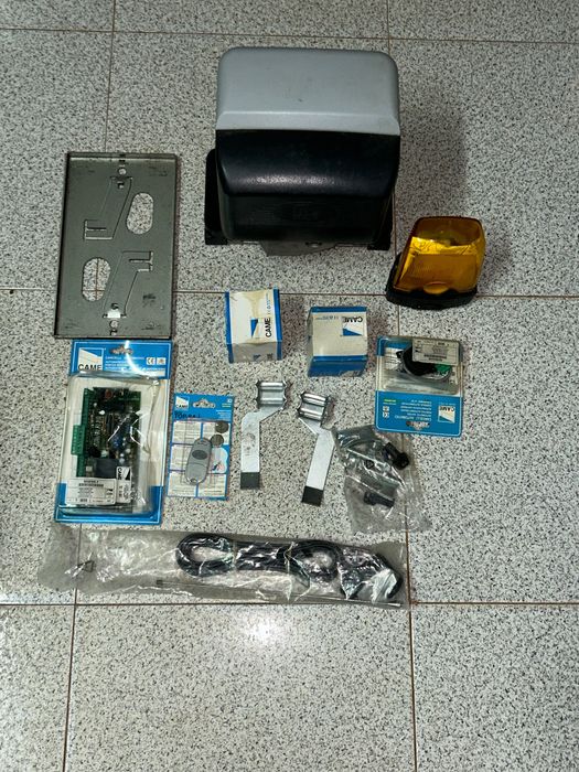 Motor elétrico de portões de correr