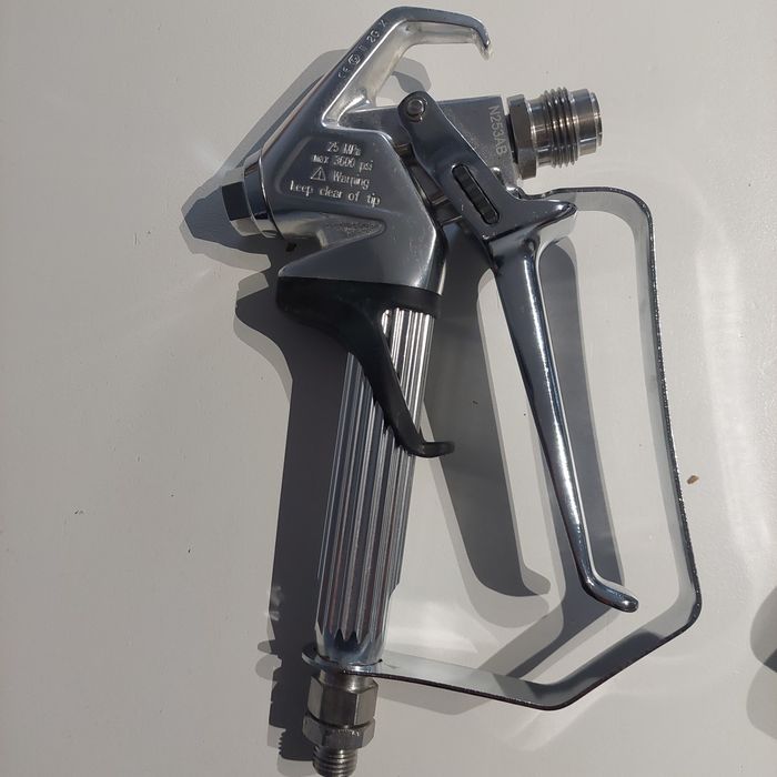 Pistolet do malowania Titan RX 80, oprawa dyszy graco i dysza  519