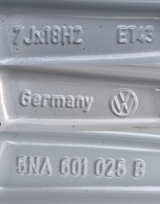Felgi aluminiowe VW Tiguan T-Roc Passat Sharan 7x18 ET43 5x112