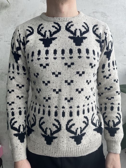 Теплый свитер с оленями Cedarwood state S