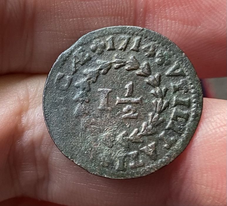 Moeda 1211 - D. JOAO V - Real e Meio ( 1 1/2 ) 1714