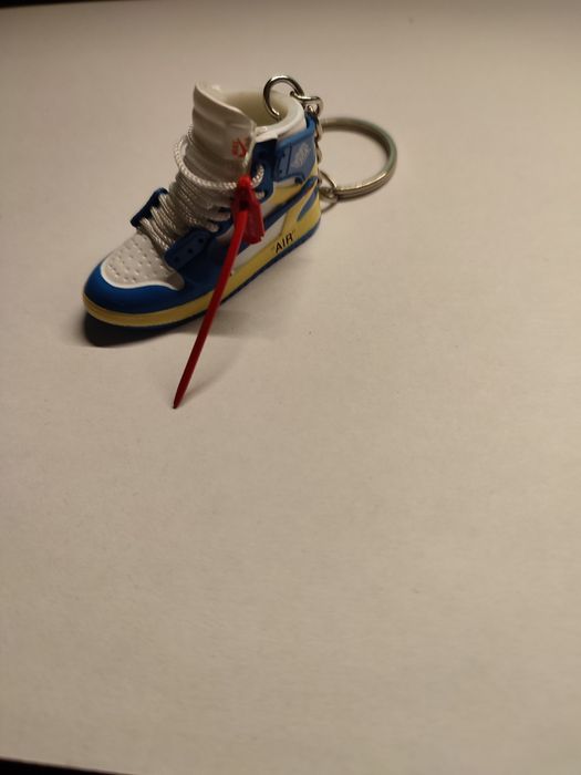 Brelok Air Jordan 1 Off-White University Blue