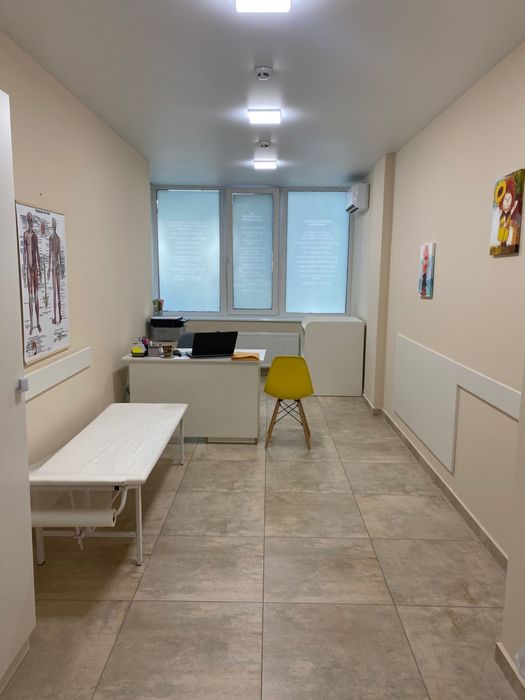 Продам приміщення МЕДЦЕНТРУ у м. Одесі, вул. Марсельська, з ОРЕНДАРЕМ!