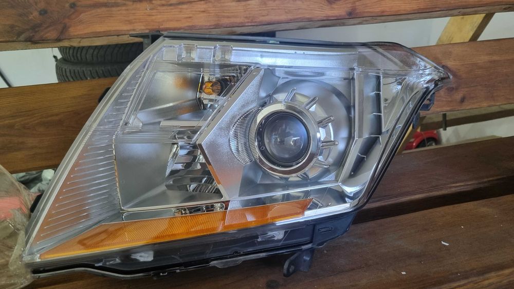 фара Cadillac SRX 20-9143-00-1N