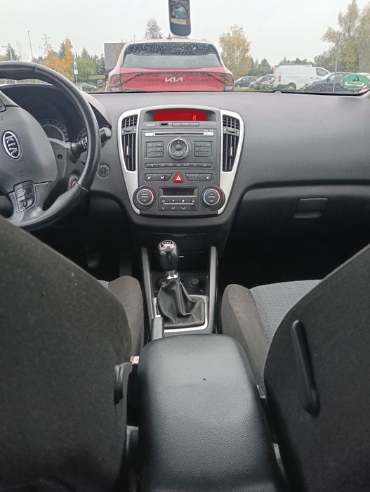 Samochód kia cee'd