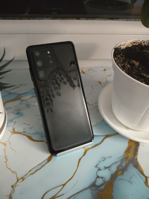 Samsung Galaxy S20 Ultra 5G – 12 GB RAM / 128 GB