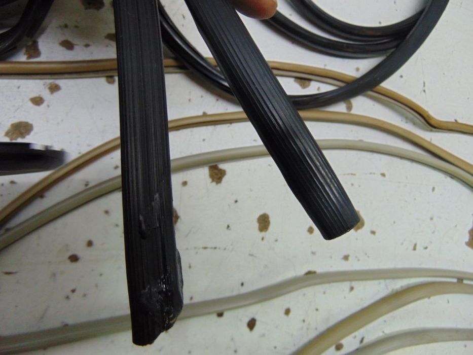 Citroen DS boca de sapo borrachas frisos pretos