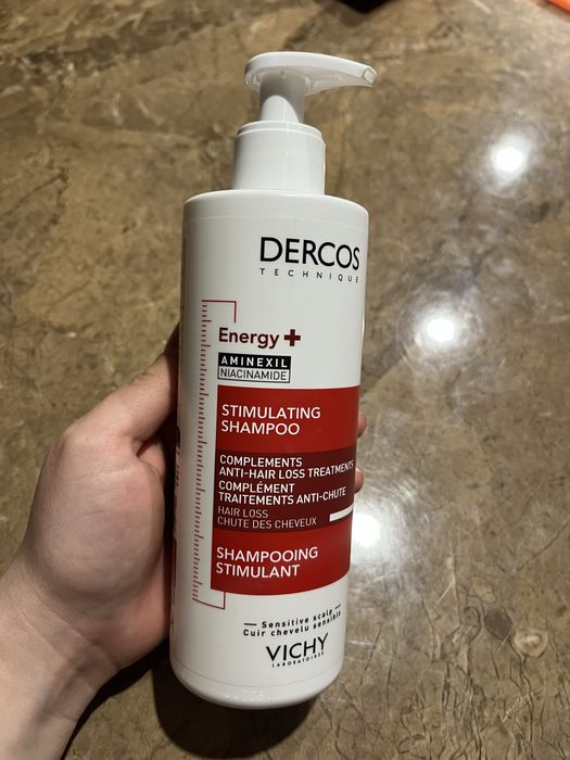 Шампунь Vichy Dercos Aminexil проти випадіння волосся