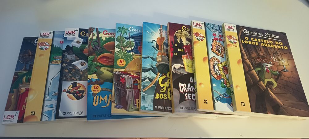 Os nove primeiros livros da coleção do Geronimo Stilton