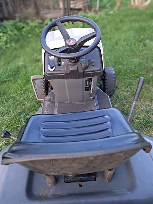 Kosiarka traktorek MTD