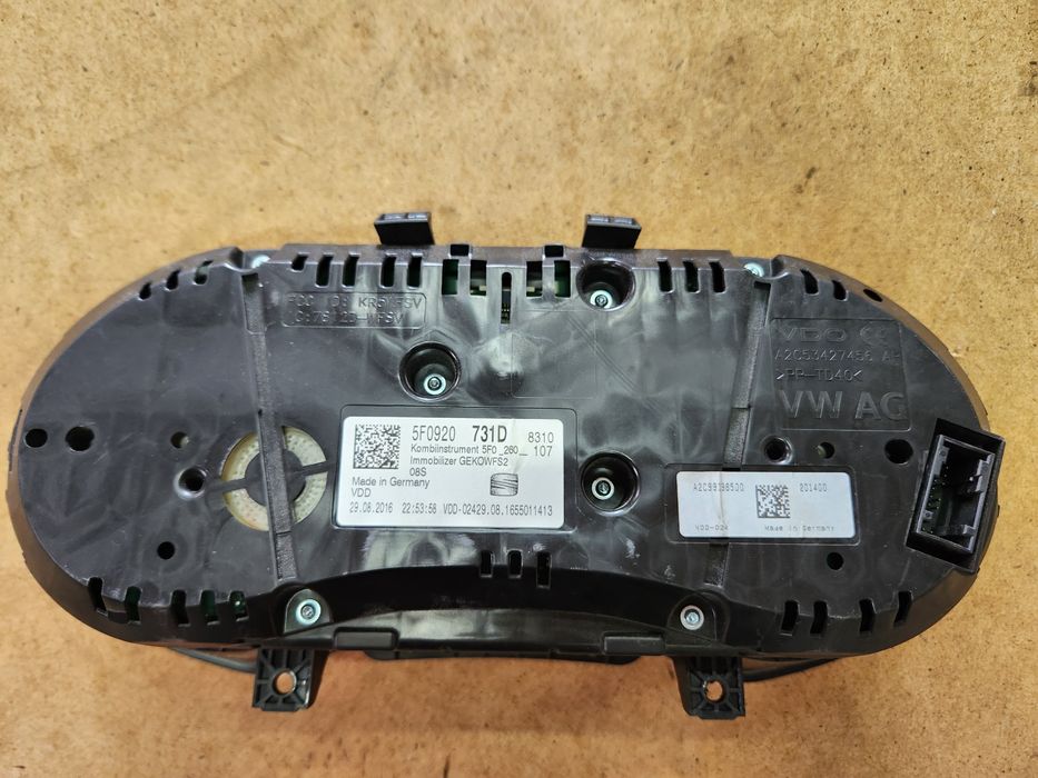 Приборка на Seat león 5f