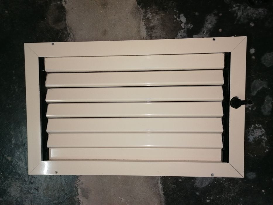 Grelha, respiro em alumínio com lâminas reguláveis64552482755202120