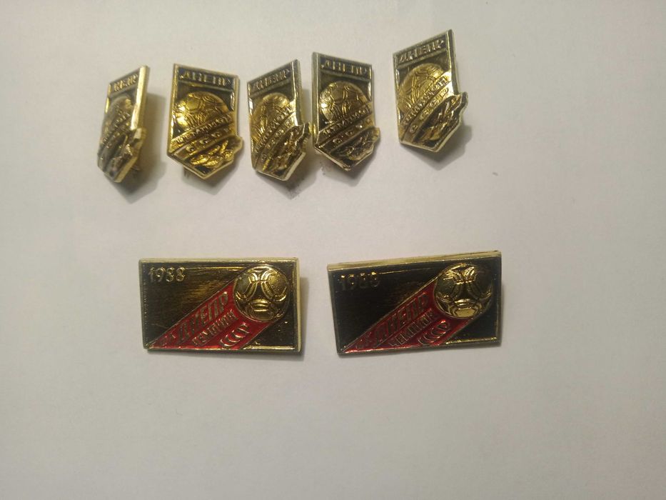 Значки по по футболу Днепр Ссср