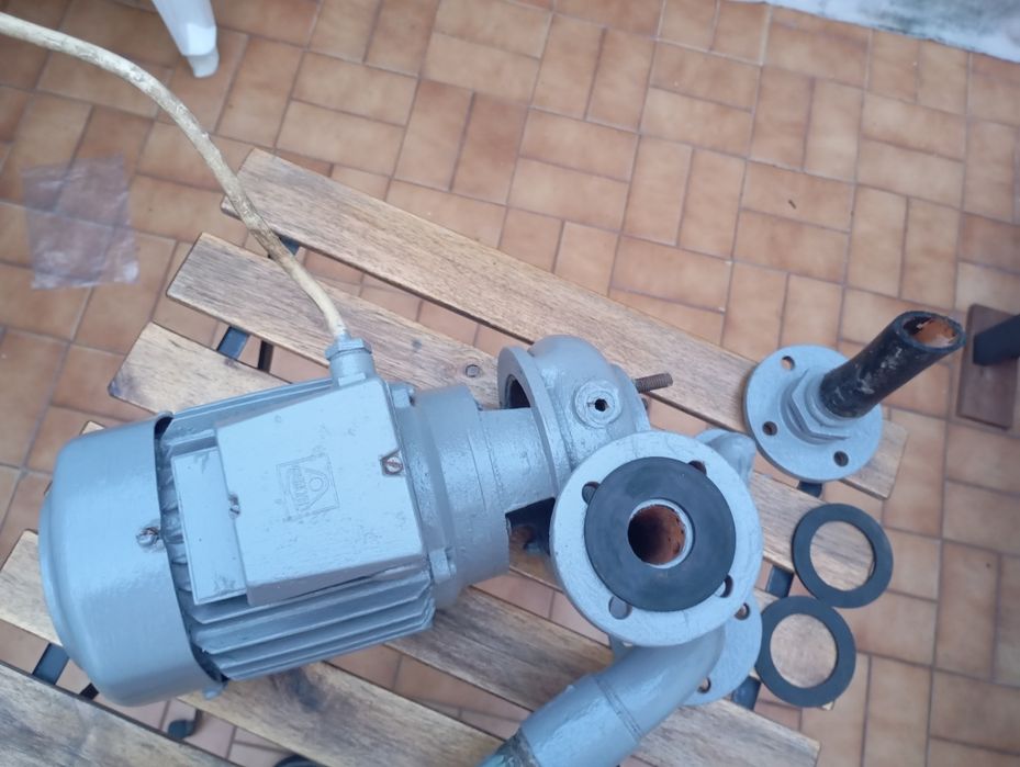 Motor de rega trifásico