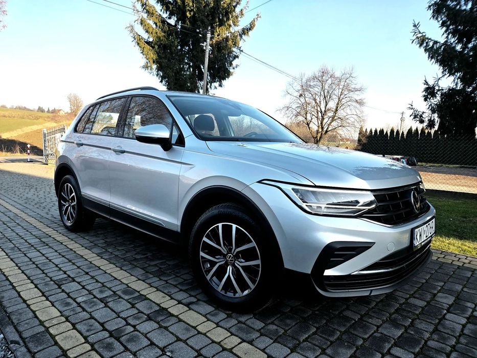 Volkswagen Tiguan Masaże*Kamera*Asystent*Hak*Orginał lakier*Idealny stan*Vat 23