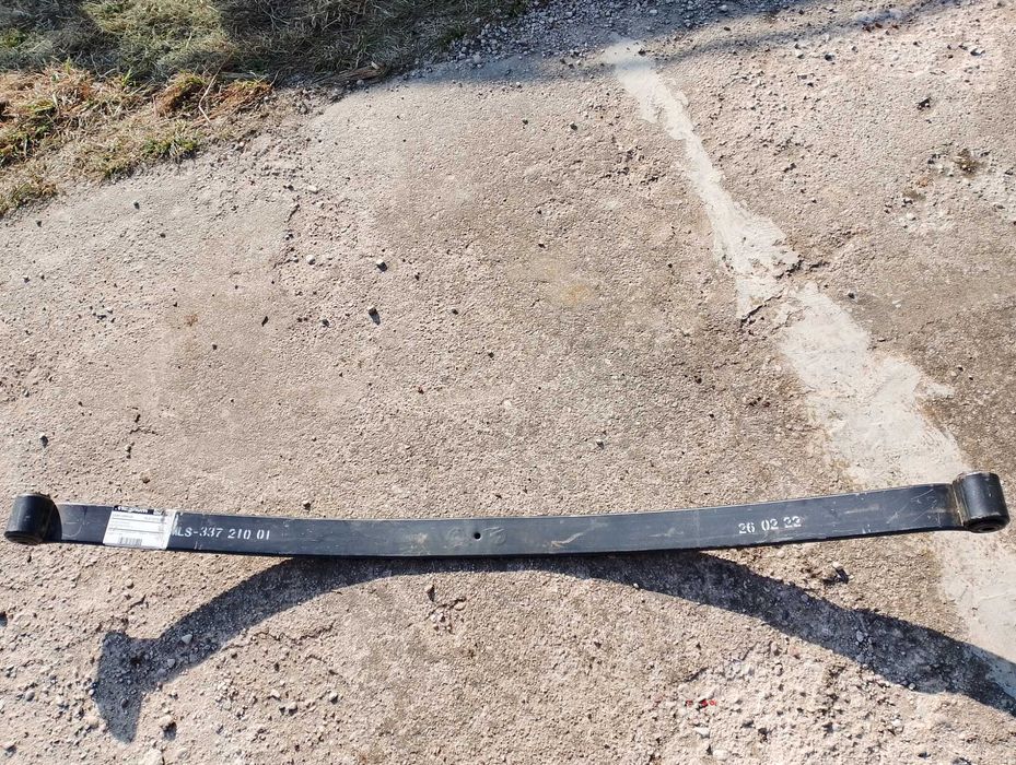 Pióro resora amortyzator  przód VW LT sprinter