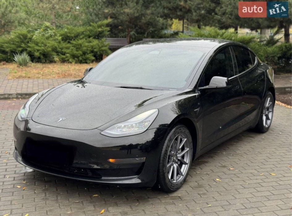 Tesla Model 3 / Model Y 2023–2025 – TAXI / własny użytek – wynajem długoterminowy