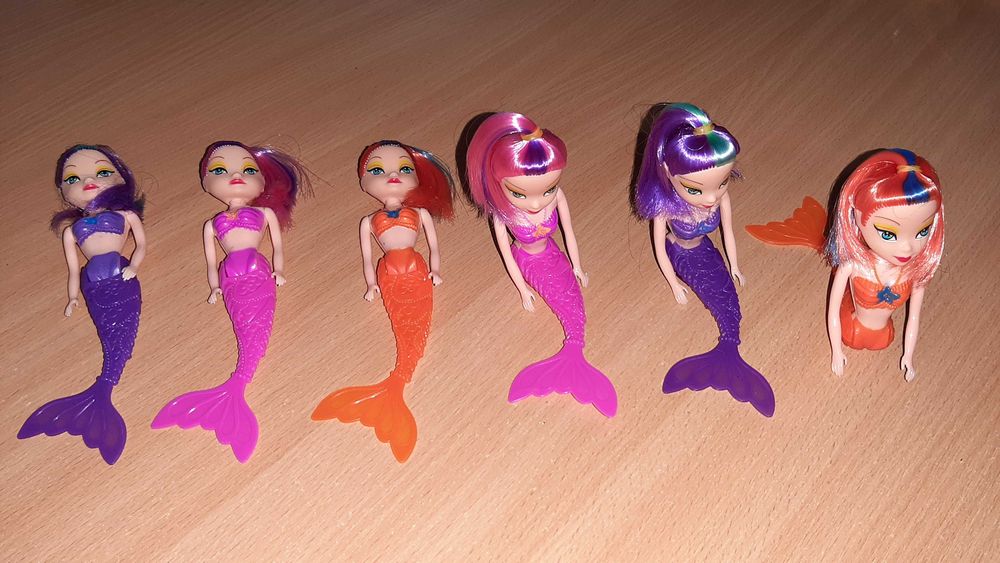 Ляльки ЛОЛ і інші  ляльки герої мультиків.