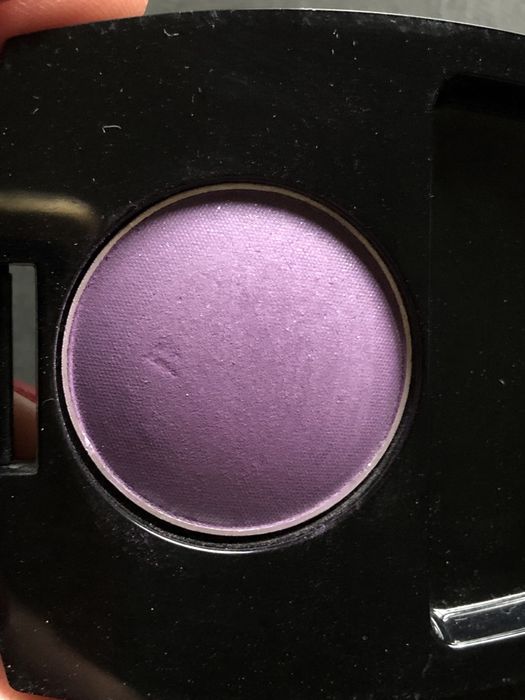 840. J.nowe. Cienie do oczu Avon. Electric Purple