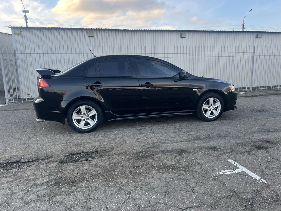 Mitsubishi lancer 2.0