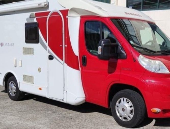 Autocaravana Dethleffs 6 lugares livrete