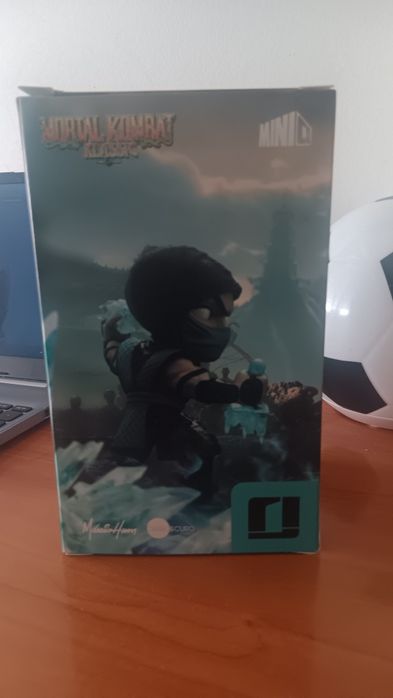 Figura Sub-Zero  do Mortal Kombat