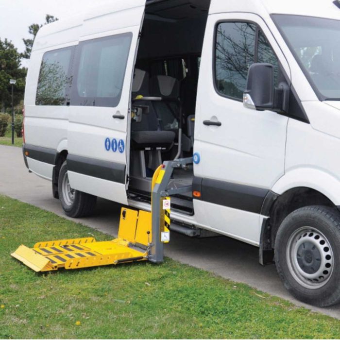 Гідроборт для інвалідних візків 300 кг DLP 7001 платформа 1200 × 790мм