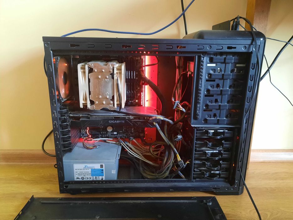 Компьютер /Торг/i7 6700K GTX1070  RAM32GB SSD512