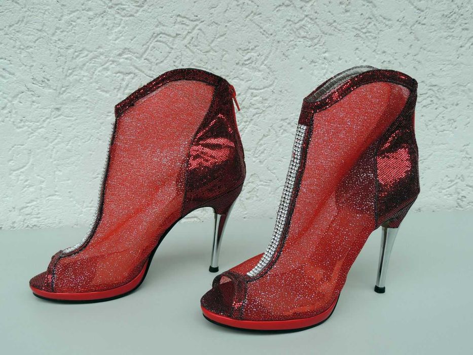 Seksowne ażurowe "MENG JIAO" rozmiar 39