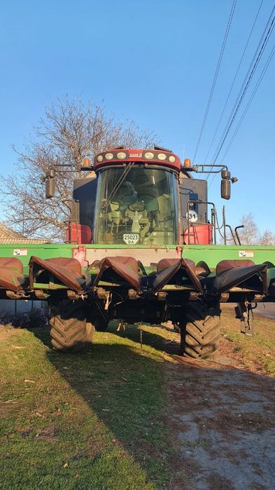 Комбайн CASE 8010