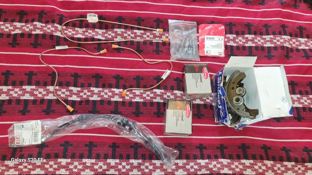 Części do seicento-cinquecento.Szczęki,przewody ham.tył.przód elastycz