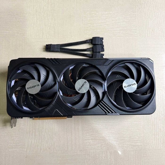 Видеокарта Gigabyte RTX 4080 Super