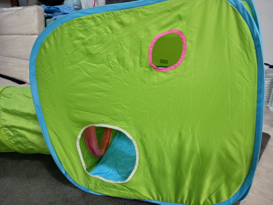 Tenda de brincar com túnel