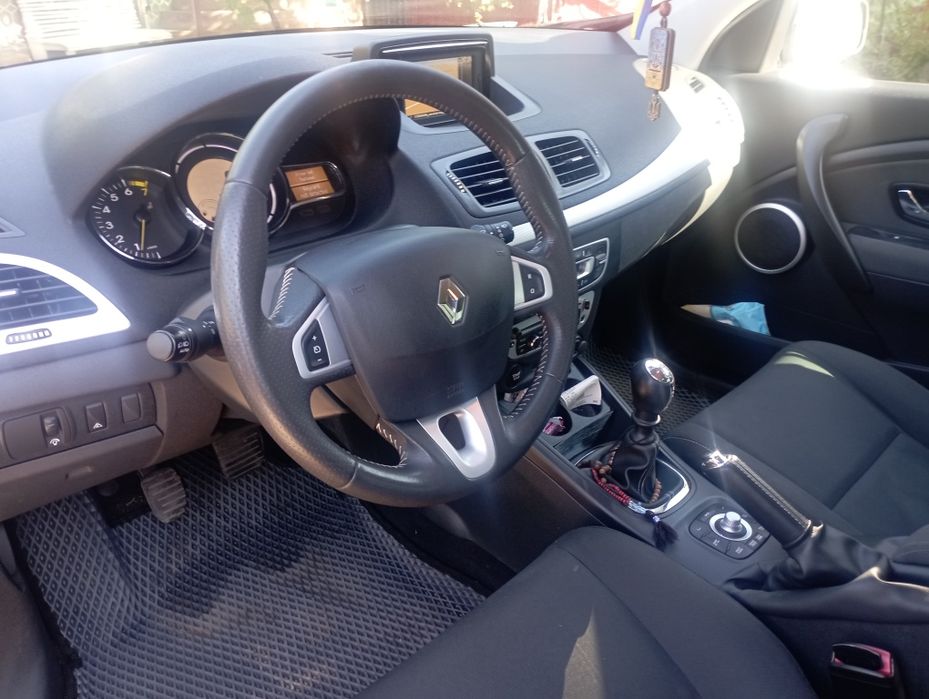 Продам Рено Меган 3 універсал 12 рік