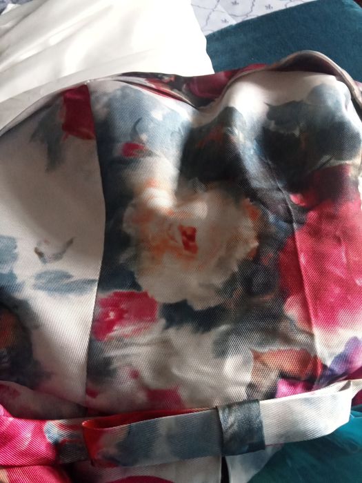 Vestido de cerimónia em cetim