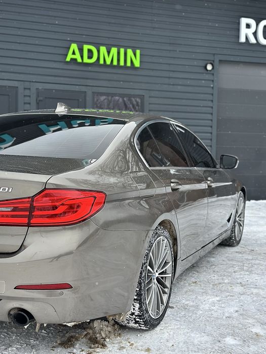 Срочно  BMW G30 2019