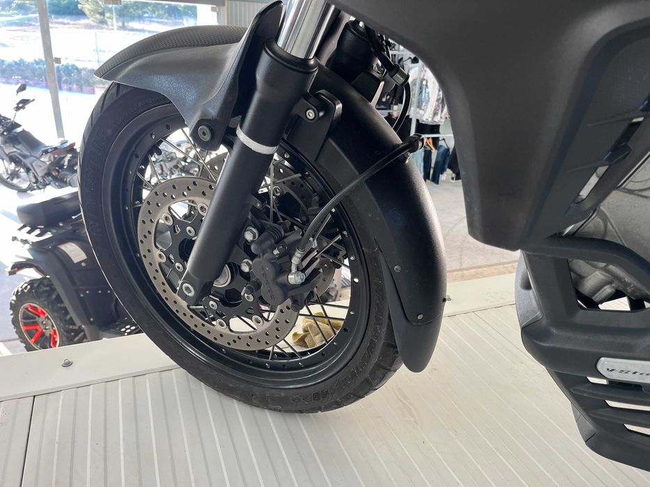 Suzuki V Strom 650 cc XT