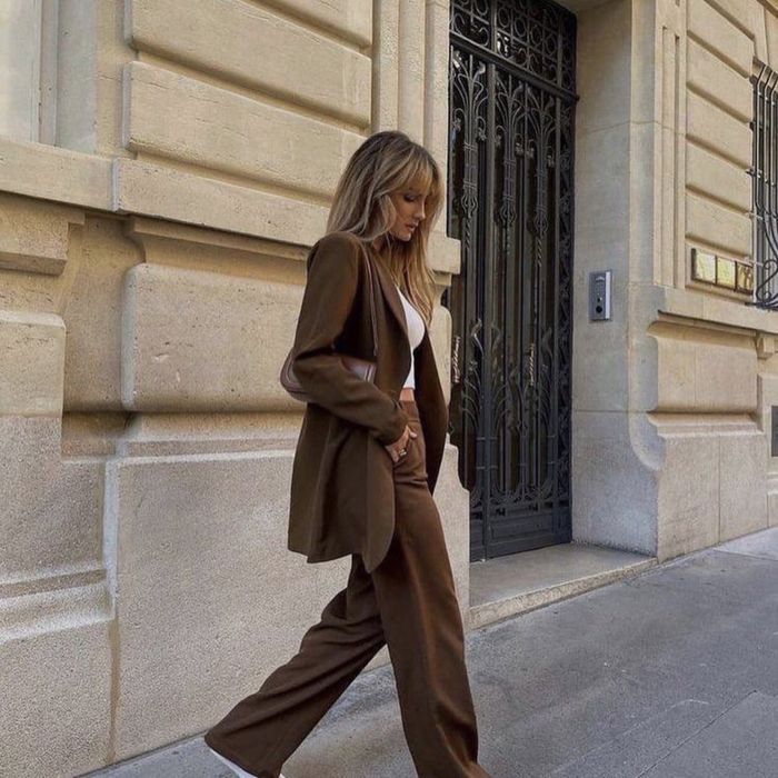 Брючний костюм