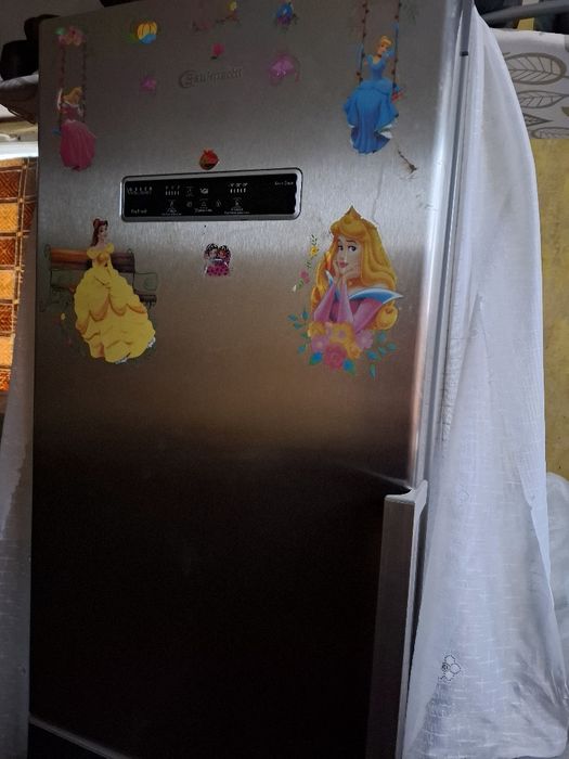 Продам холодильник Bauknecht