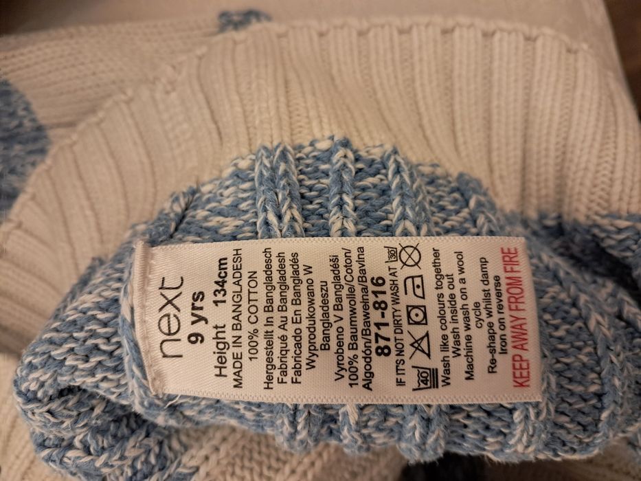 Sweterek 134 w paski dla chłopca Next